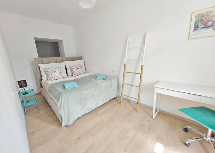 Апартаменты M Long Term Rent Near Schoenbrunn Вена